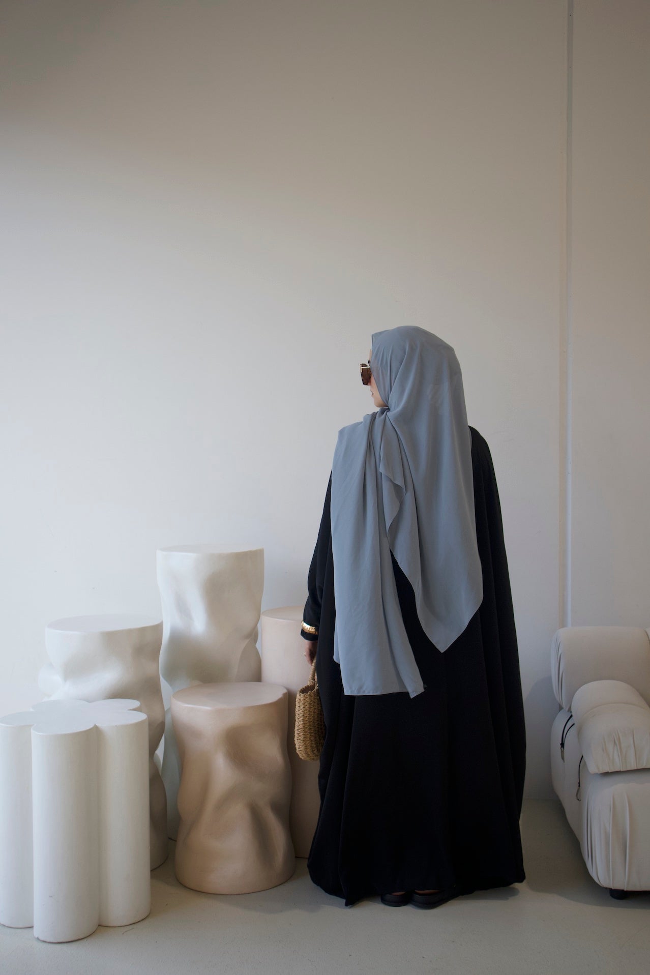 BATWING STAPLE ABAYA - KOHL