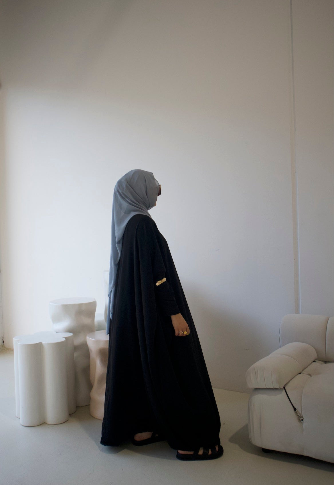 BATWING STAPLE ABAYA - KOHL