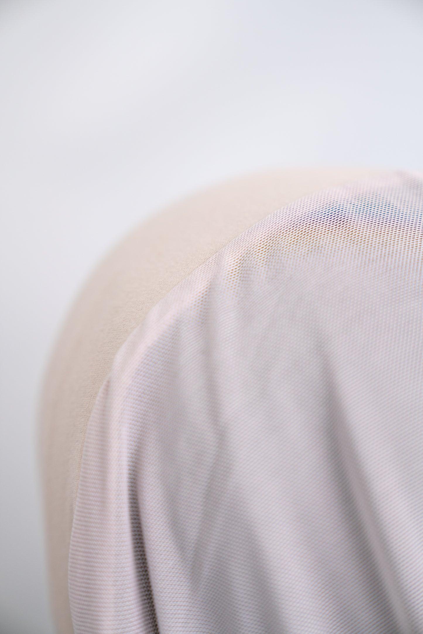 Introducing Narah's universal 'Instant Inner Net' made from Cotton Lycra which provides full coverage for all hijab fabrics and styles. The tie-back feature allows adjustment of tightness to ensure versatility and upmost comfort. Highest quality Cotton Lycra