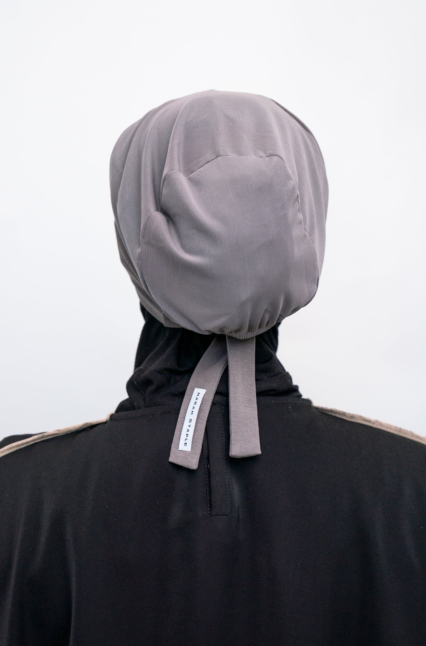 Introducing Narah's universal 'Instant Inner Net' made from Cotton Lycra which provides full coverage for all hijab fabrics and styles. The tie-back feature allows adjustment of tightness to ensure versatility and upmost comfort. Highest quality Cotton Lycra