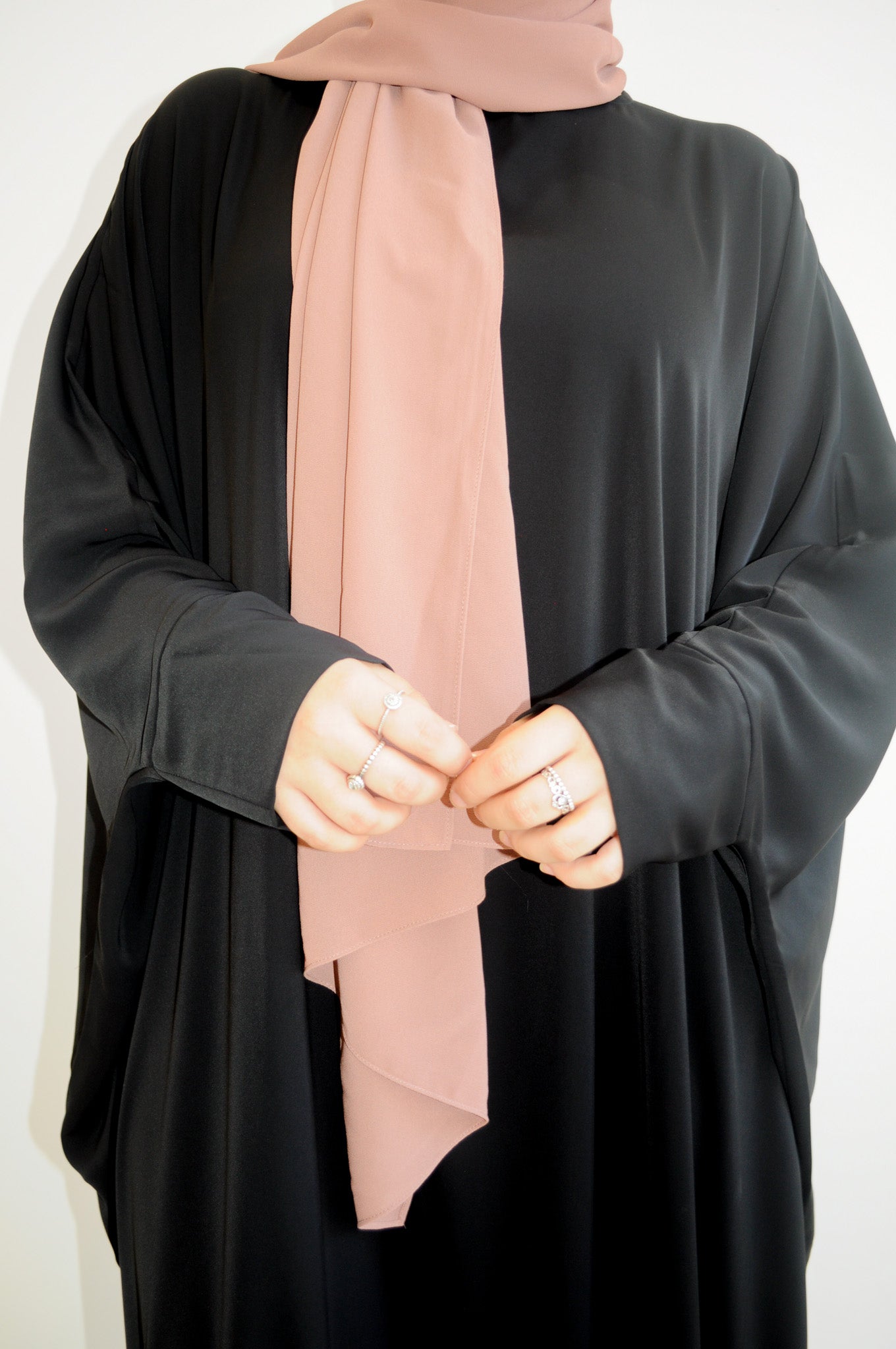 Kohl Abaya - STAPLE EDIT