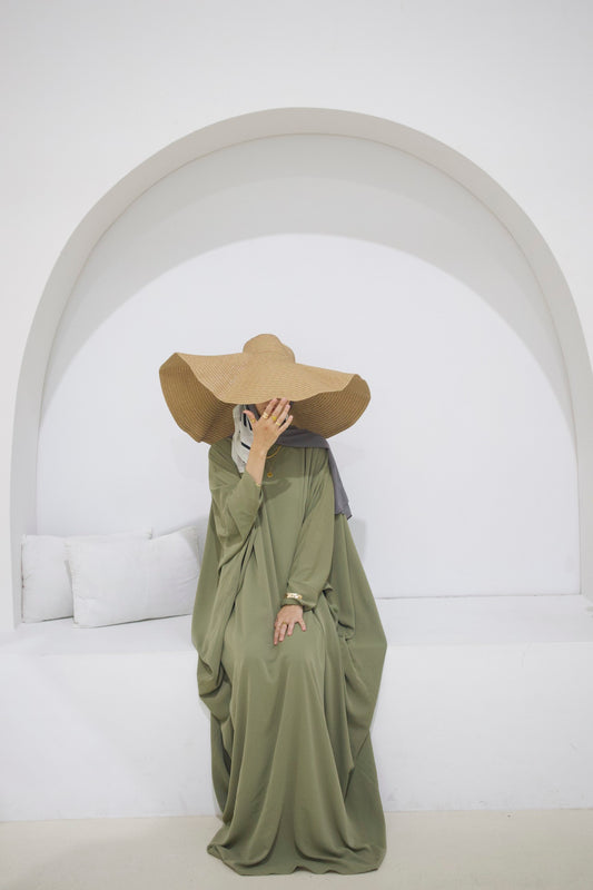 BATWING STAPLE ABAYA - PISTACHIO